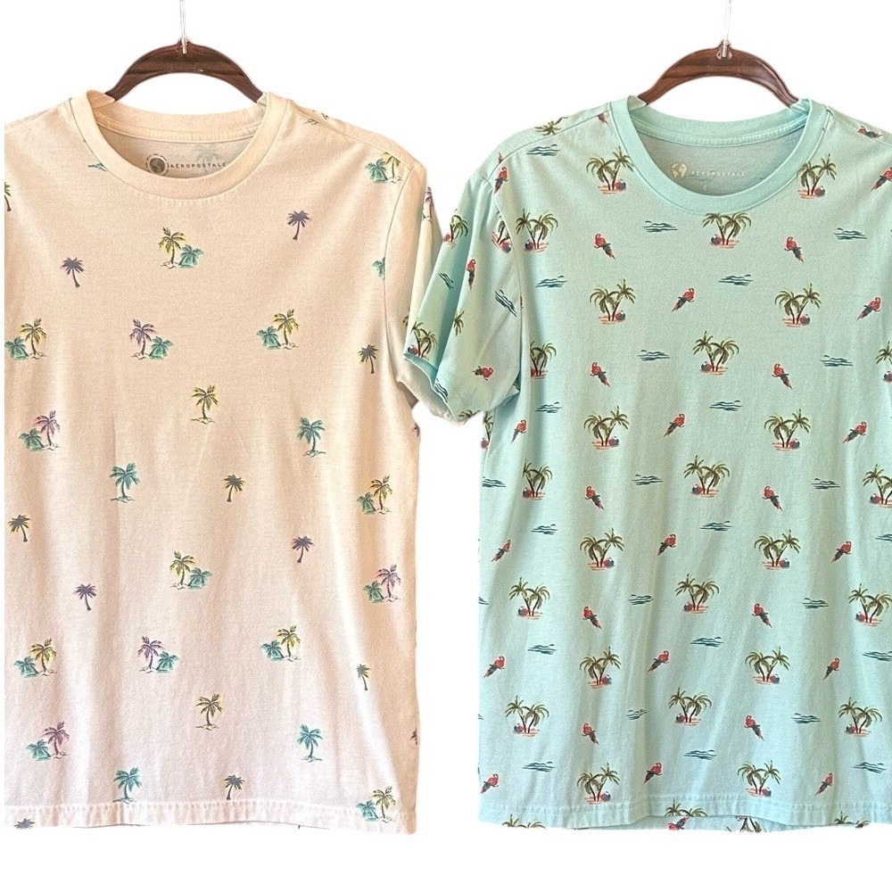 Aeropostale Mens Set‎ of 2 Tropical Palm Tree Parrot Graphic Tees Size S